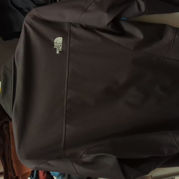 North face jacket - Picture 2 of 6